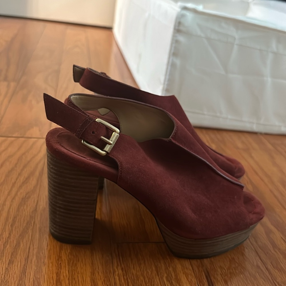 Michael kors suede heels size 7